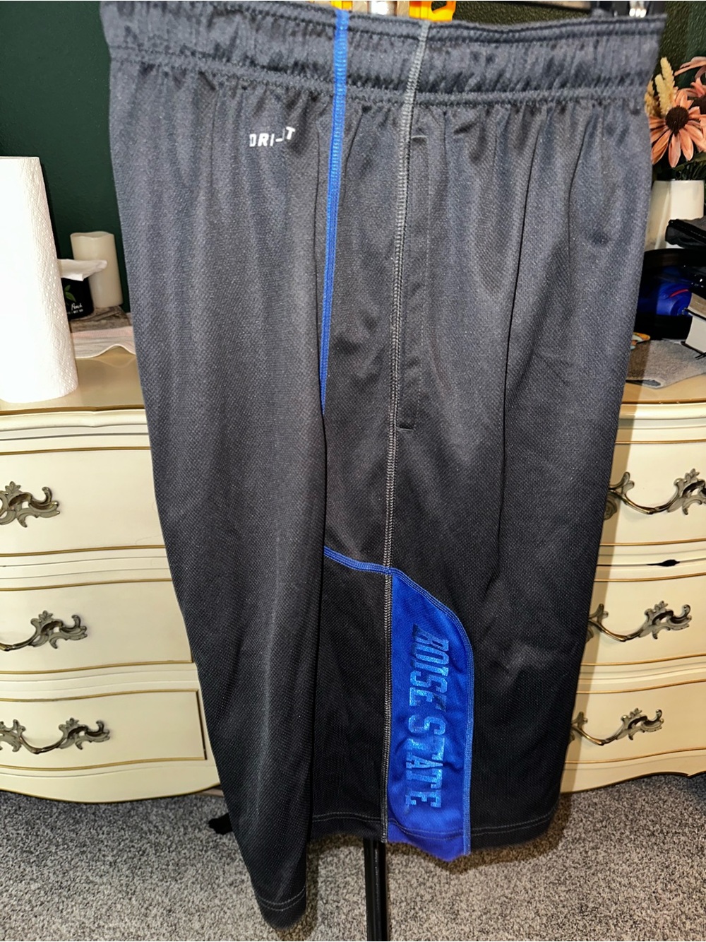 Boise State Nike Men’s Grey Athletic Shorts XL